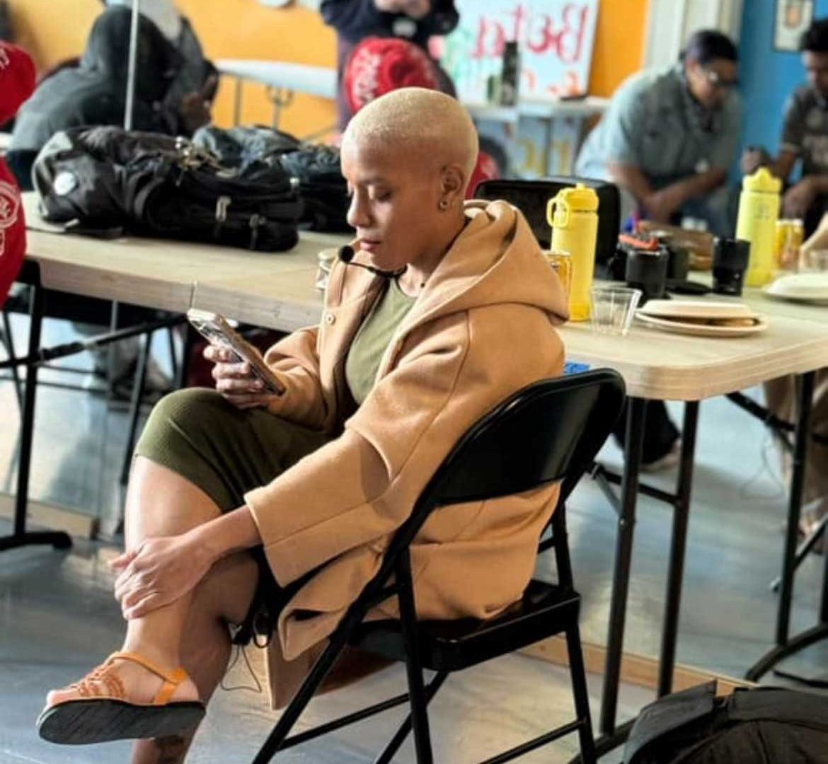 Simplicidad y conexión en un instante / cimplicity and connection in an instant by Diana Colón