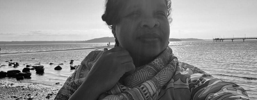 A veces, cambiar no es encontrar otro camino, sino atreverse a caminar con otros pasos